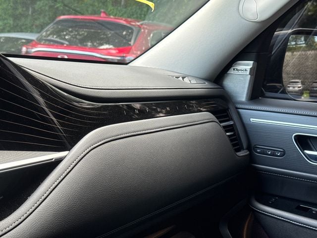 2025 INFINITI QX80 SENSORY