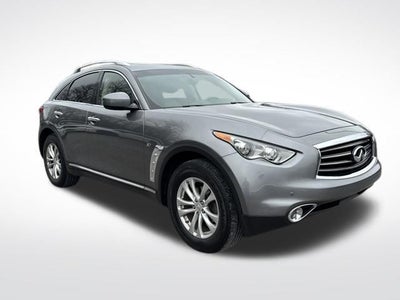 2014 INFINITI QX70 Base