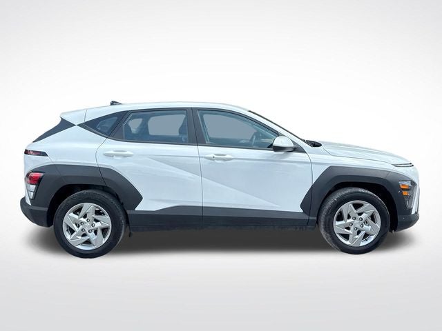 2025 Hyundai KONA SE