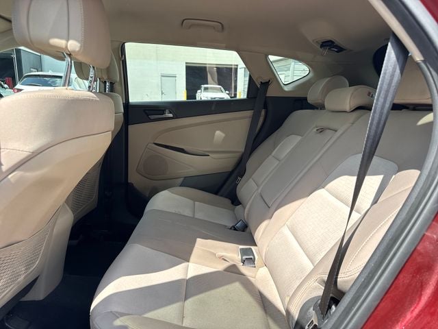 2017 Hyundai TUCSON SE