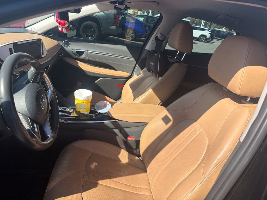 2022 Hyundai SONATA HYBRID Limited
