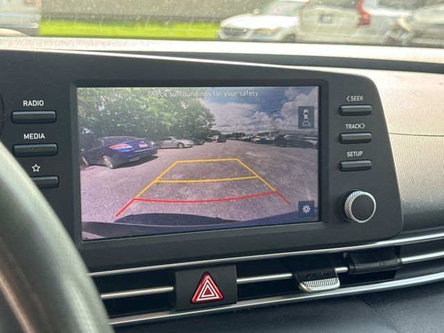 2022 Hyundai ELANTRA SEL