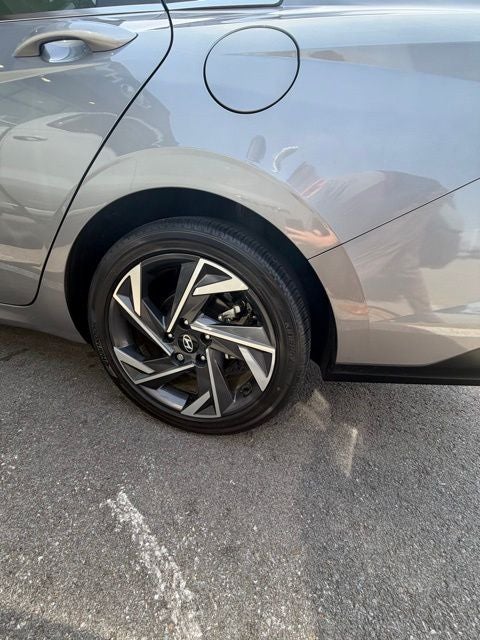 2024 Hyundai ELANTRA HYBRID Limited