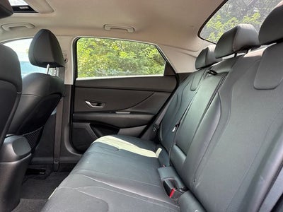 2023 Hyundai ELANTRA Limited
