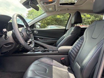 2023 Hyundai ELANTRA Limited