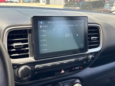 2020 Hyundai VENUE SEL