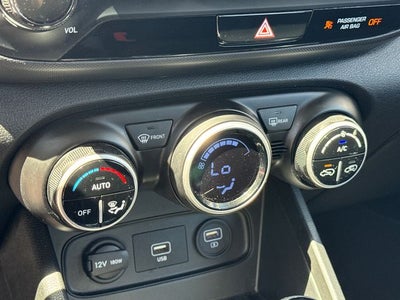 2020 Hyundai VENUE SEL