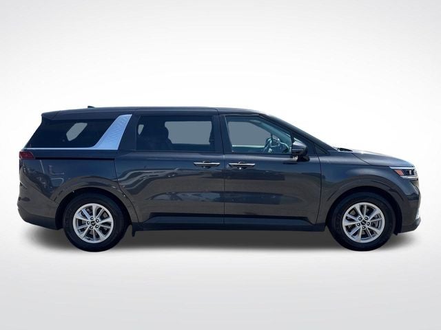 2022 Kia Carnival LXS