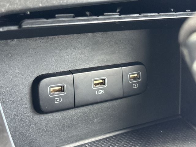 2023 Kia Carnival LX Seat Package