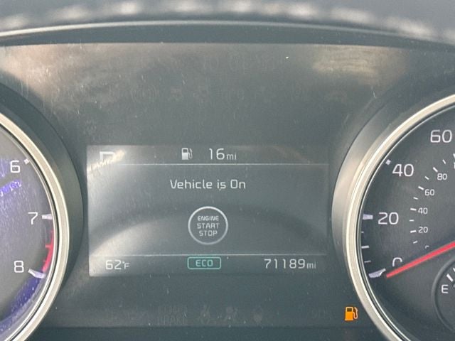 2023 Kia Carnival LX