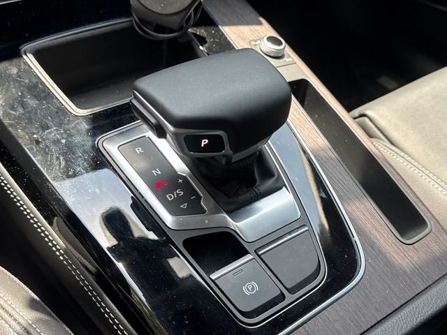2023 Audi Q5 45 S line Prestige quattro