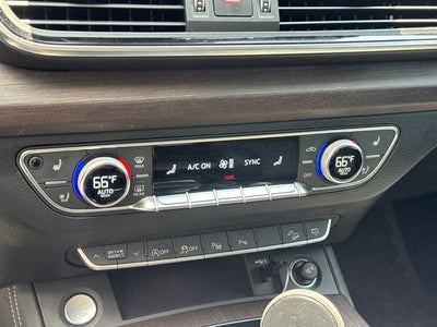 2023 Audi Q5 45 S line Prestige quattro