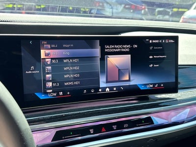 2023 BMW 7 Series 740i
