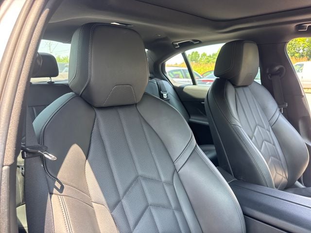 2024 BMW 5 Series 530i