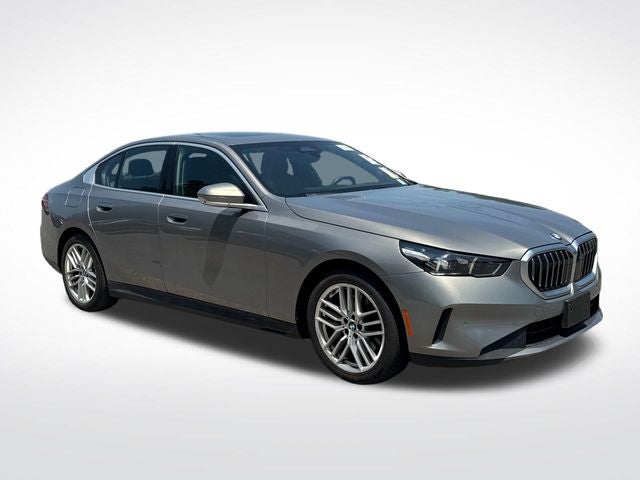 2024 BMW 5 Series 530i
