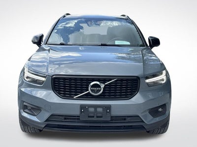 2020 Volvo XC40 R-Design
