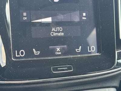 2020 Volvo XC40 R-Design