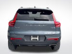2020 Volvo XC40 R-Design