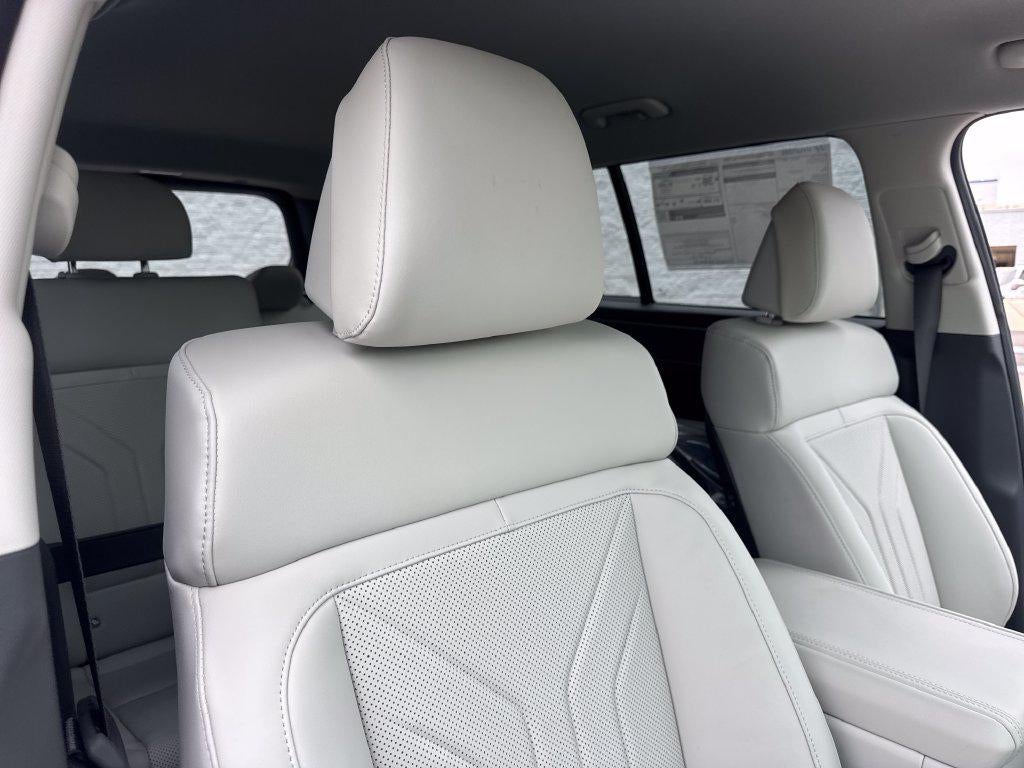 2027 Hyundai SANTA FE HYBRID SEL