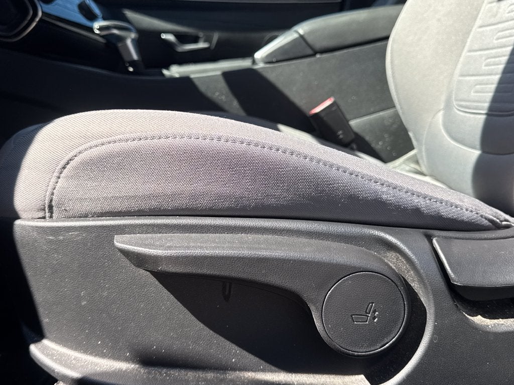 2023 Hyundai SANTA CRUZ SE
