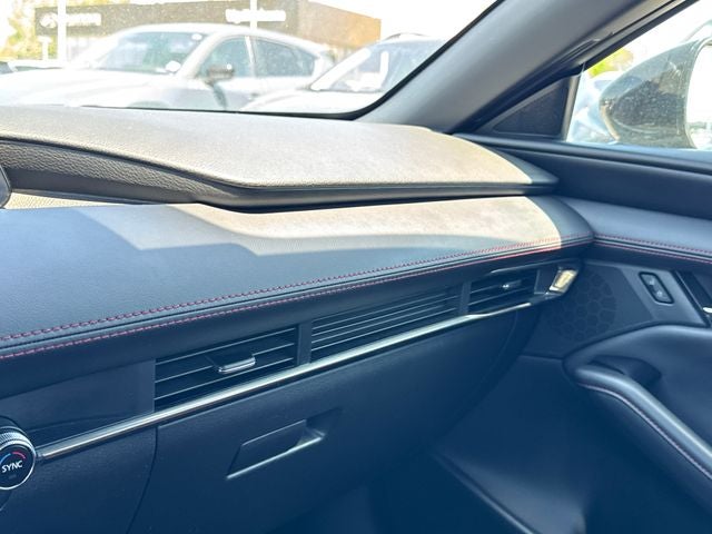 2025 Mazda Mazda3 2.5 S Carbon Edition