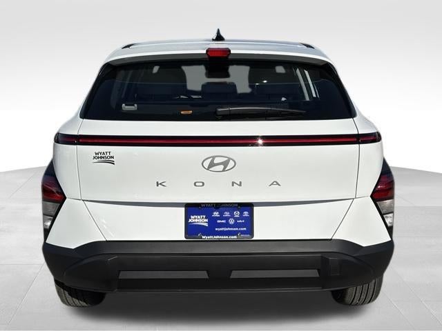2026 Hyundai KONA SE