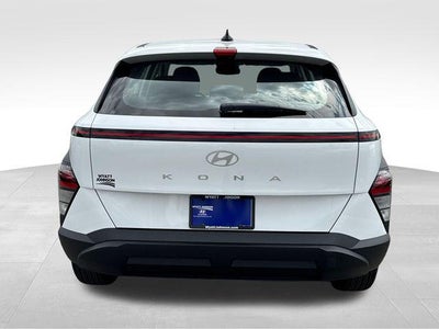 2026 Hyundai KONA SE