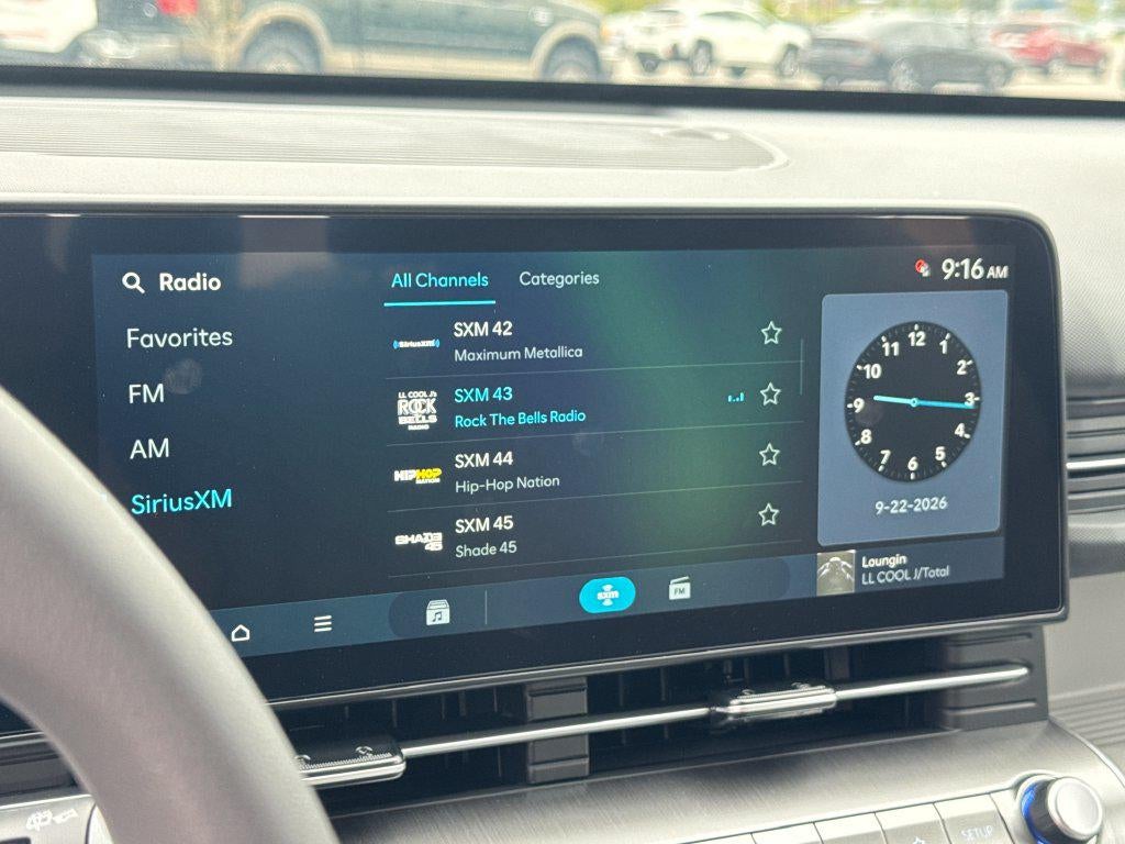 2027 Hyundai KONA SE