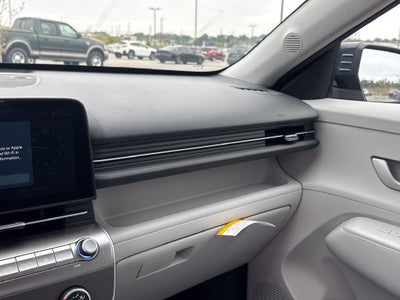 2027 Hyundai KONA SE