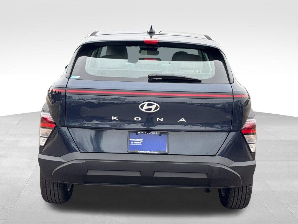 2027 Hyundai KONA SE