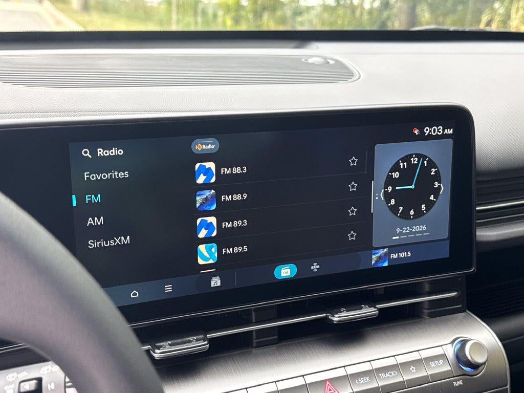 2027 Hyundai KONA SE