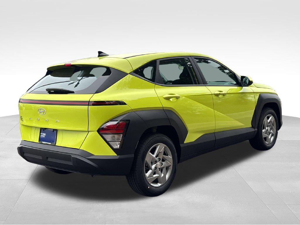 2027 Hyundai KONA SE