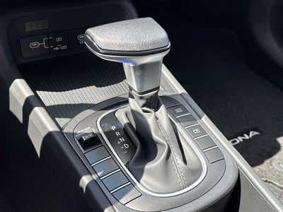 2027 Hyundai KONA SE