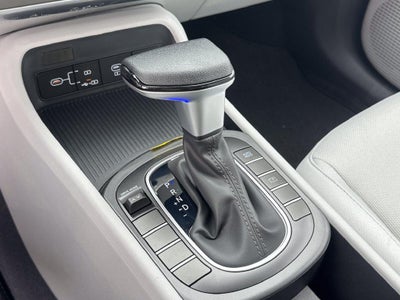 2027 Hyundai KONA SE