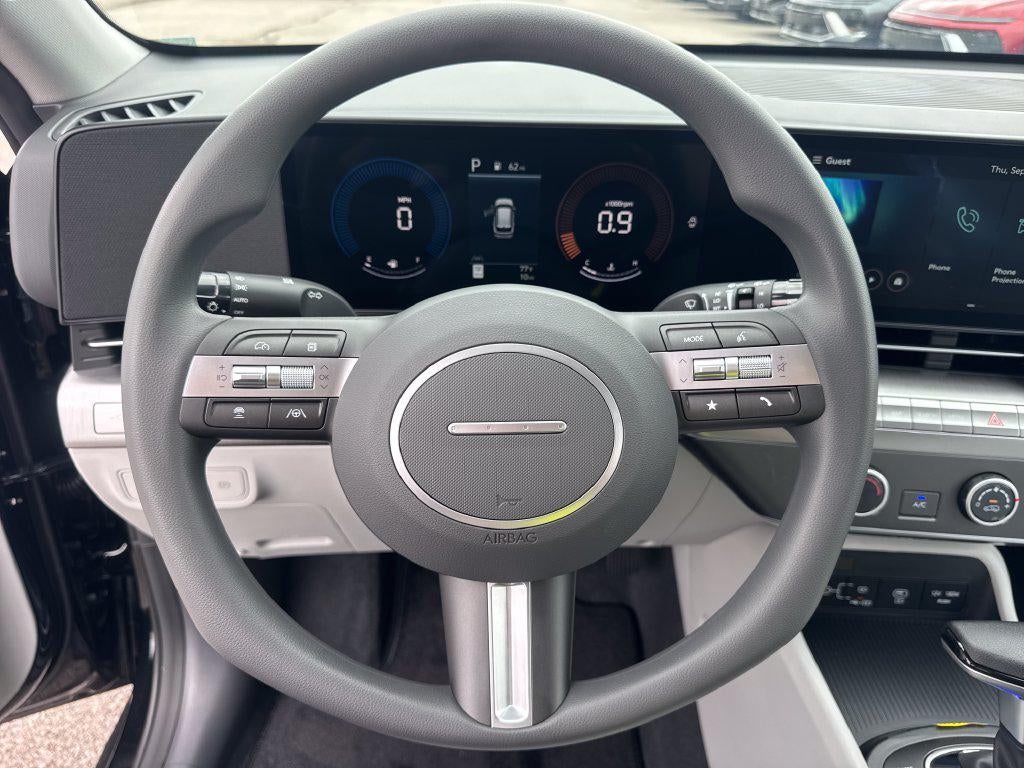 2027 Hyundai KONA SE