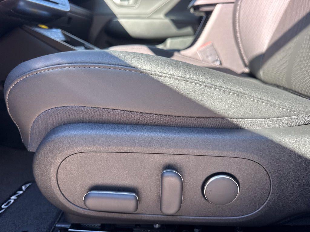2027 Hyundai KONA SEL Premium