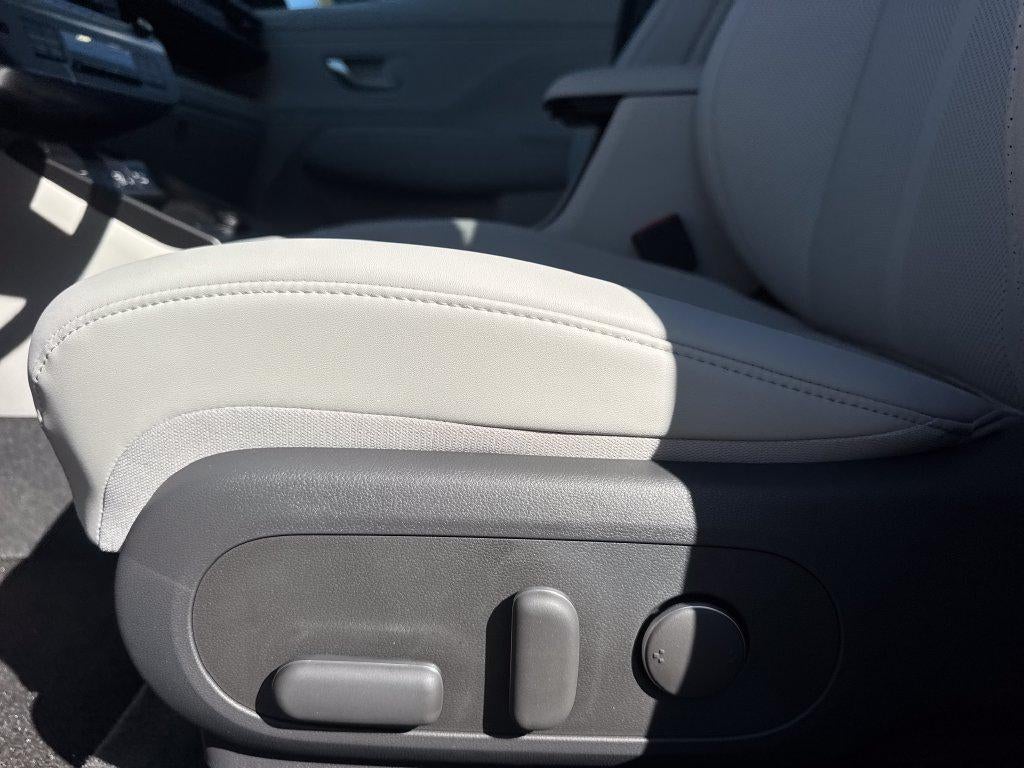2027 Hyundai KONA SEL Premium