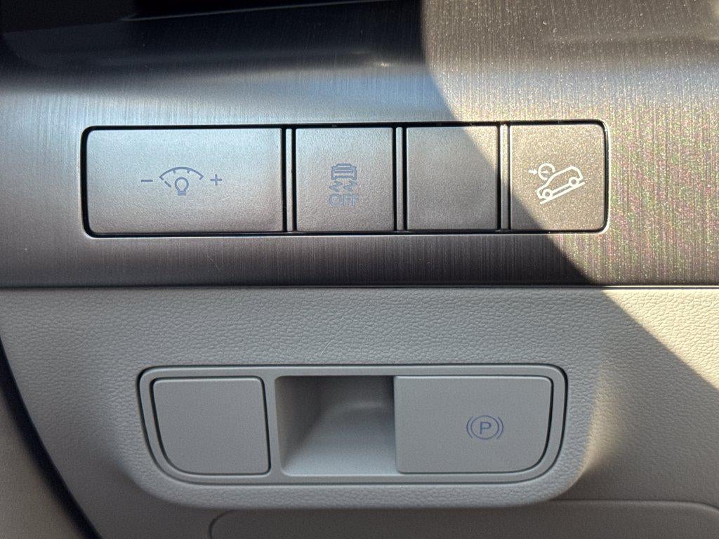 2027 Hyundai KONA SEL Premium