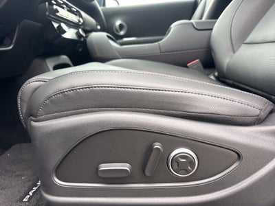 2027 Hyundai PALISADE SEL 7 Passenger