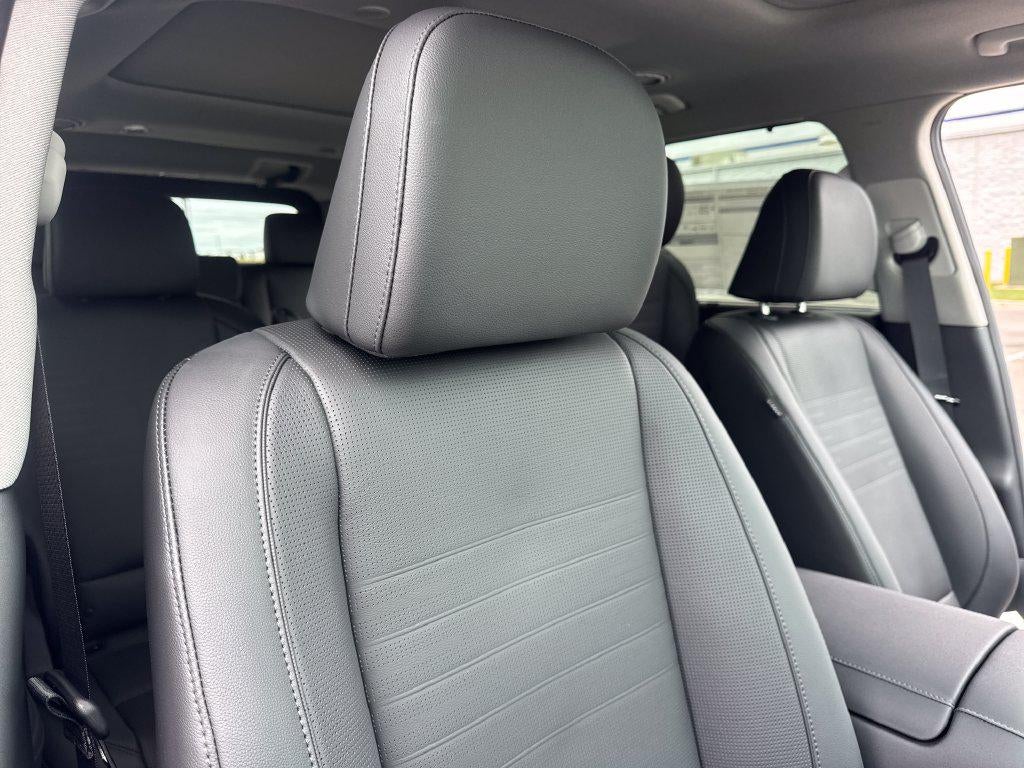2027 Hyundai PALISADE SEL 7 Passenger