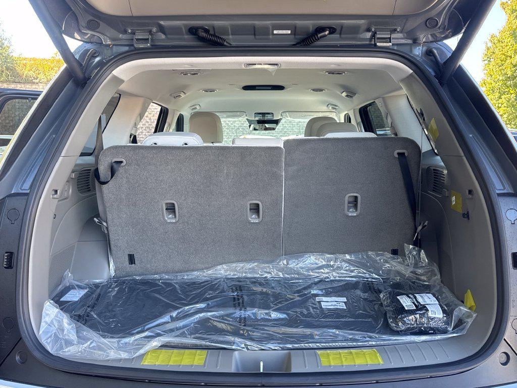 2027 Hyundai PALISADE SEL 7 Passenger