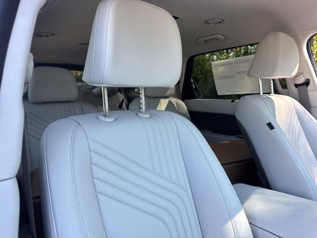 2027 Hyundai PALISADE SEL 7 Passenger