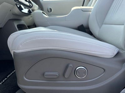 2027 Hyundai PALISADE SEL 7 Passenger