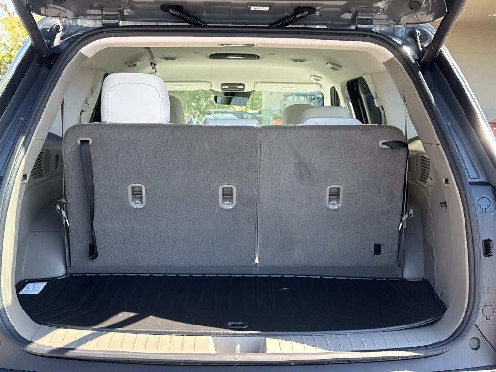 2027 Hyundai PALISADE SEL 7 Passenger