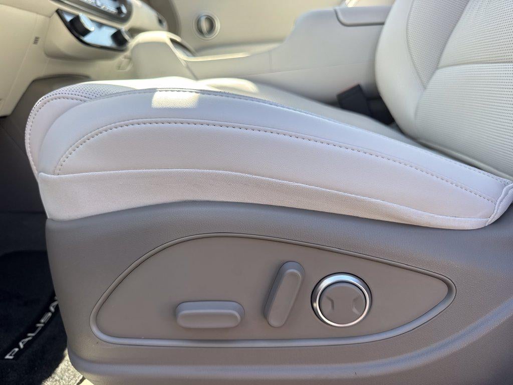 2027 Hyundai PALISADE SEL 7 Passenger