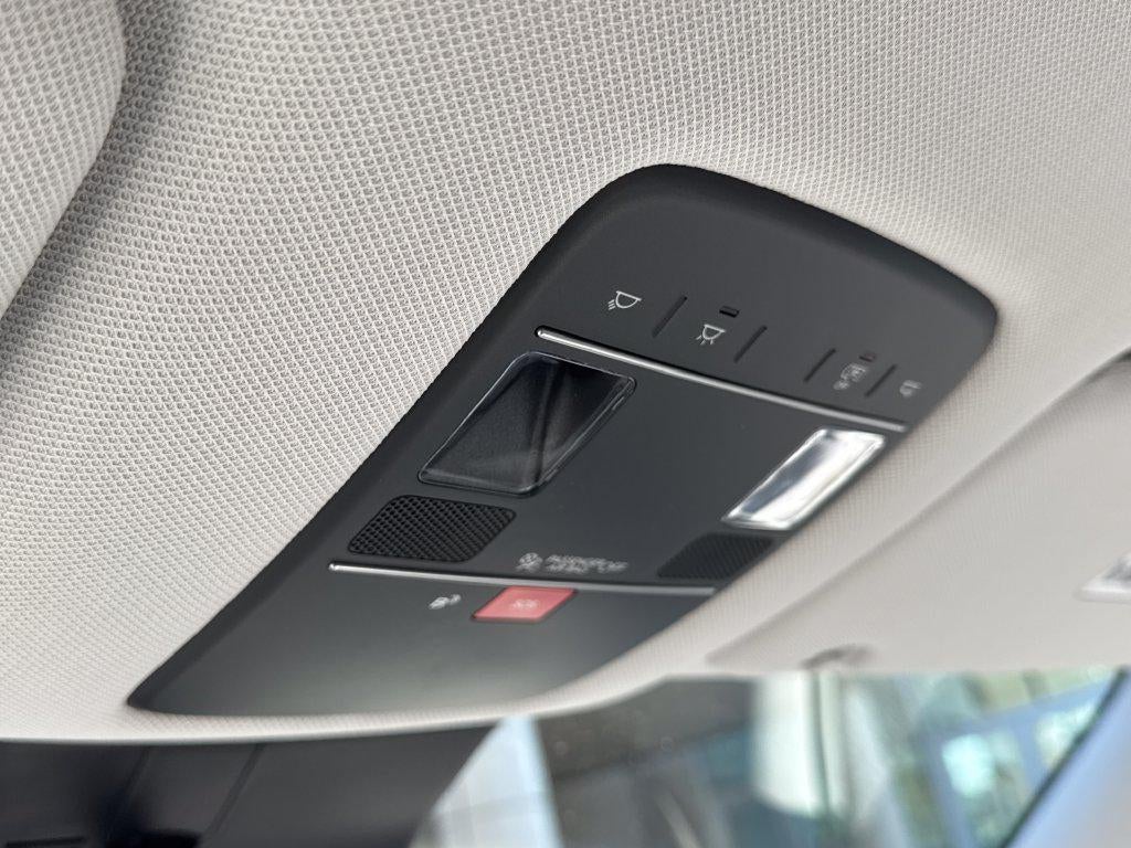 2027 Hyundai PALISADE SEL 7 Passenger