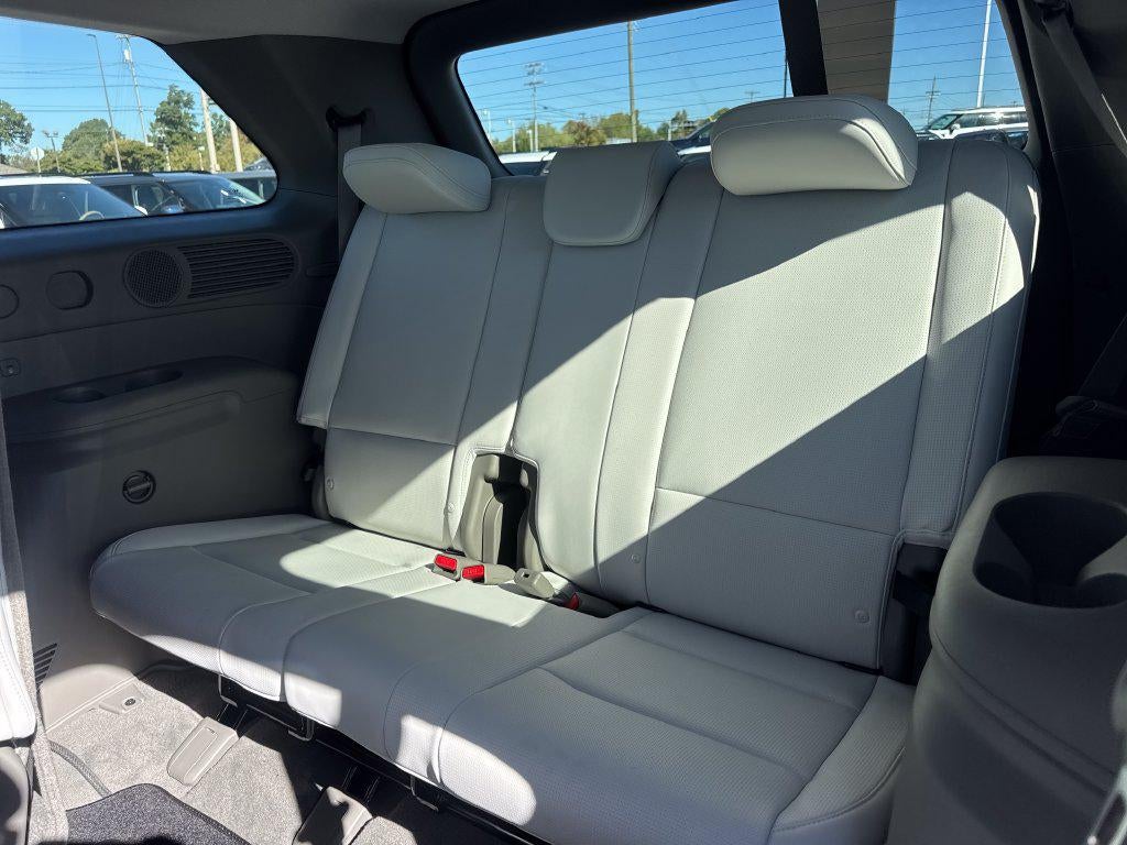 2027 Hyundai PALISADE HYBRID Blue SEL 7 Passenger