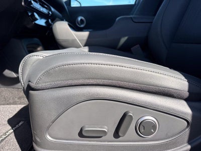 2027 Hyundai PALISADE SEL 7 Passenger