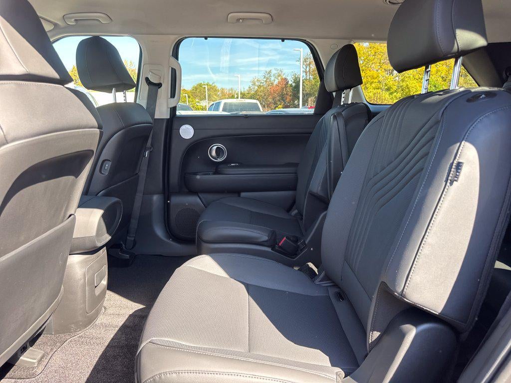 2027 Hyundai PALISADE SEL 7 Passenger