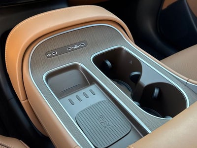2027 Hyundai PALISADE SEL 7 Passenger